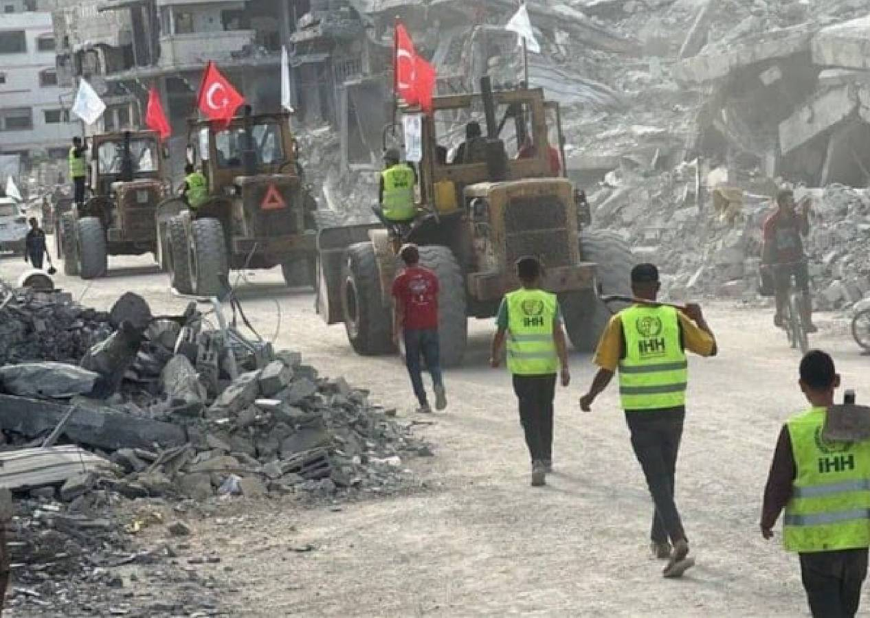İsrail delirdi! Gazze’de Türk bayrağı dalgalandı