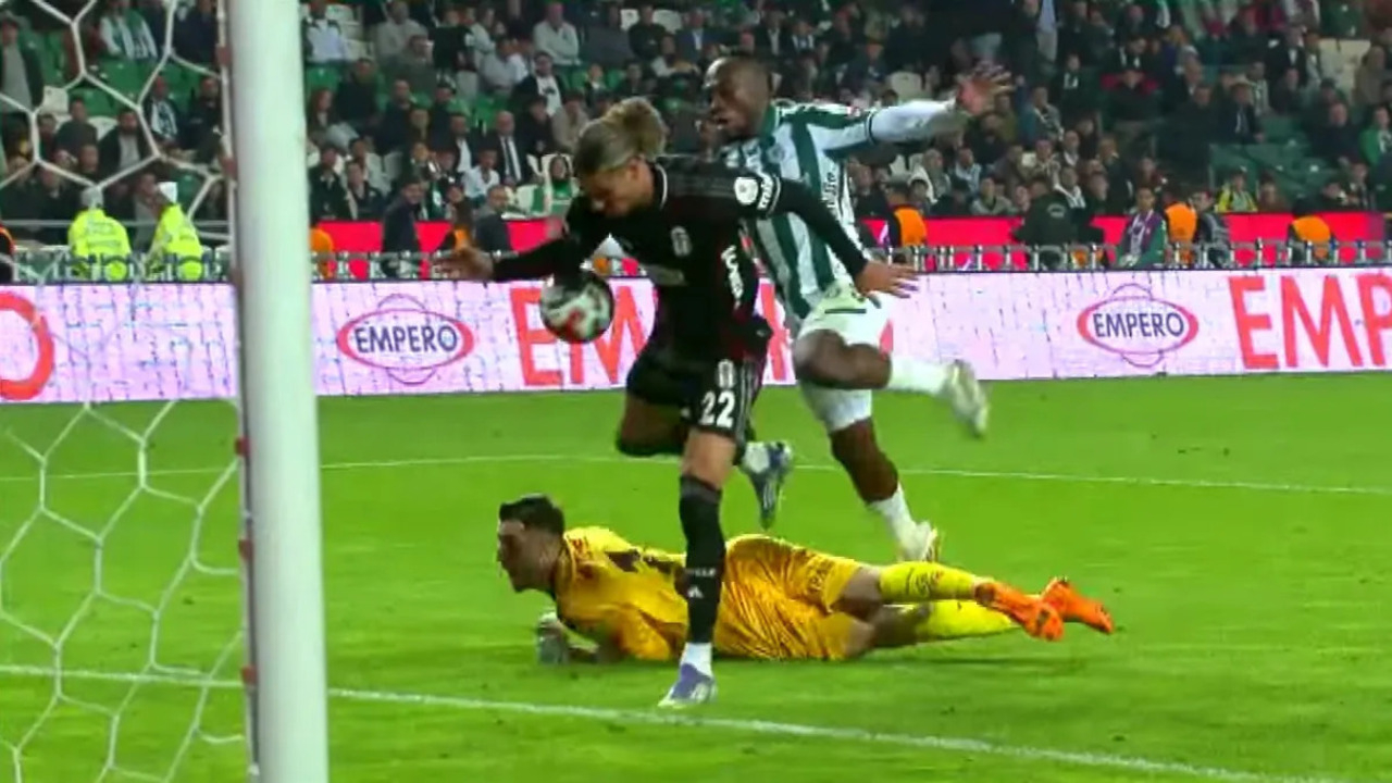 Süper Lig'de 3. hafta erteleme maçlarının VAR kayıtları yayınlandı