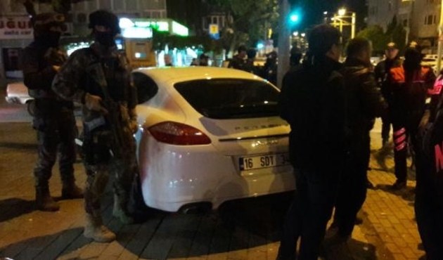 Bursa'da 300 polisle 'Huzur Operasyonu'