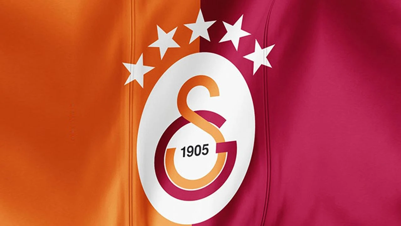 Galatasaray'da O İsim Sahalara Dönüyor...
