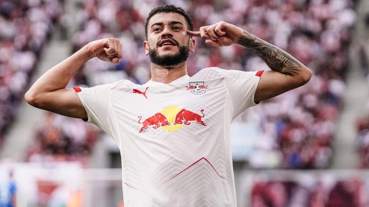 Romulo'dan Almanya'da muhteşem başlangıç: 3 gol 3 asist