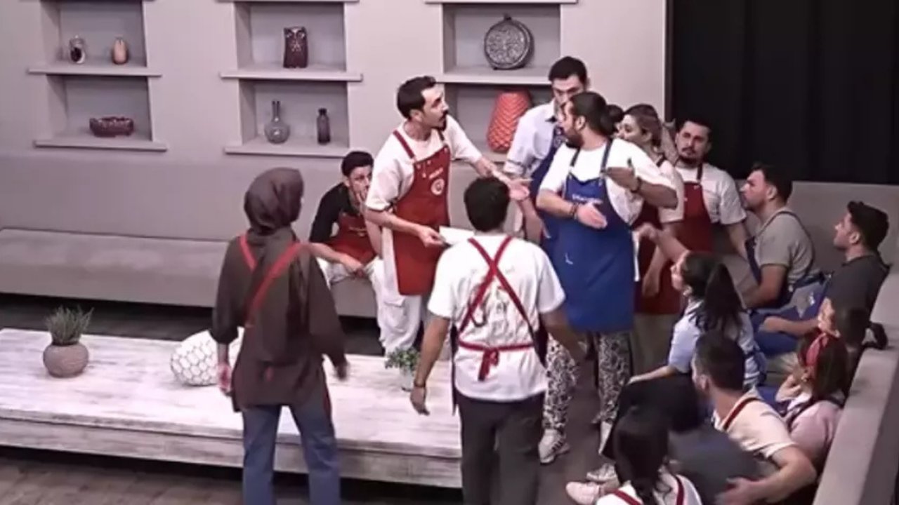 MasterChef'te kavga: Yarışmacılar birbirine girdi! "Bir patlatırım, çakarım seni yere!"