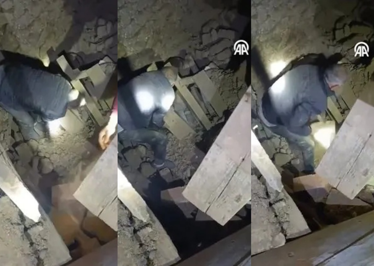Depremden mucize kurtuluş! Sındırgı’da umut anı! Vatandaşlar eşeği enkaz altından elleriyle kurtardı