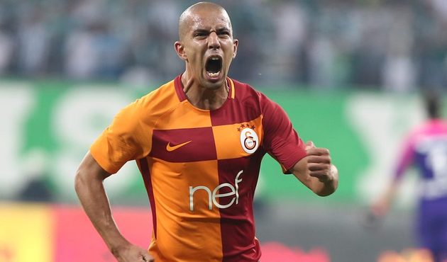 Feghouli'yi 'ihanet' sözleri yaktı! Takım kadrosuna alınmadı...