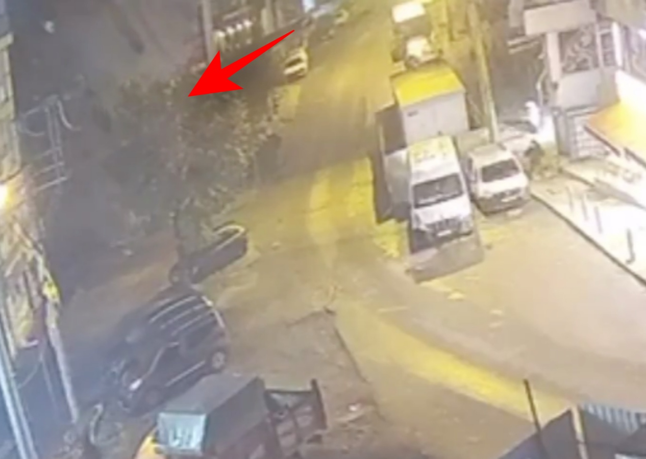 7 katlı bina saniyeler içinde yerle bir oldu! Gebze'deki binanın çökme anı kamerada!