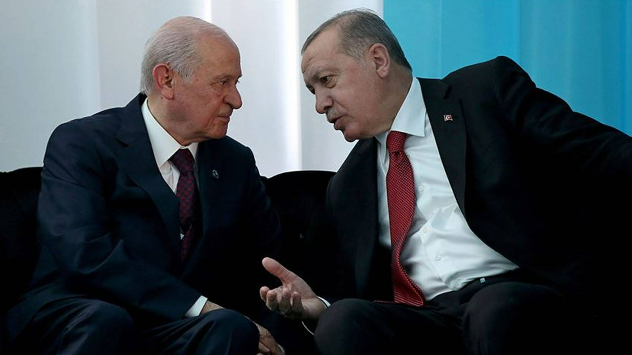 Bahçeli’den Cumhurbaşkanı Erdoğan’a anlamlı 29 Ekim hediyesi