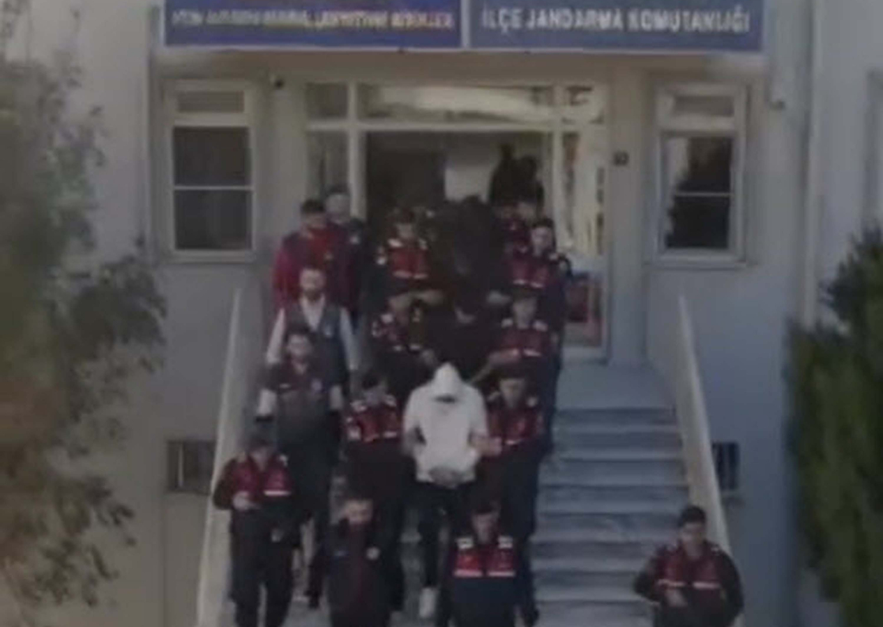 Sözde liderleri kaçtı! Aydın-İzmir’de suç örgütüne büyük darbe: Kıskıvrak yakalandılar