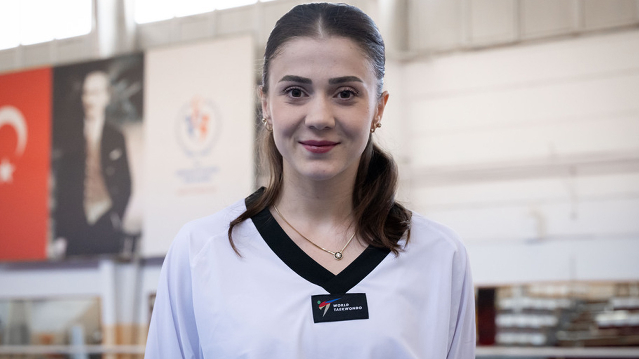 Milli tekvandocumuz Merve Kavurat dünya şampiyonu oldu