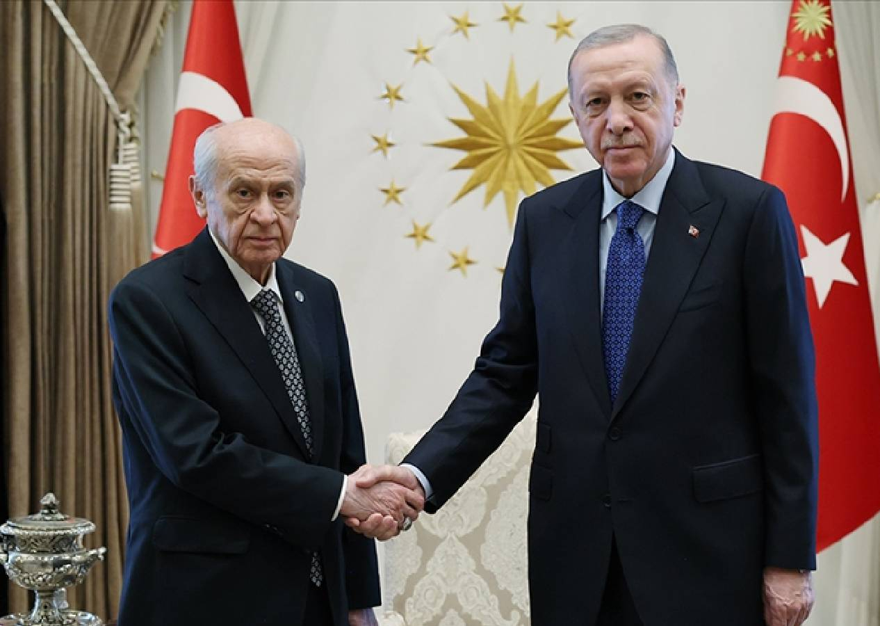 Cumhur'da çatlak yalanları: "Bahçeli'nin mesajı Erdoğan'a değil"