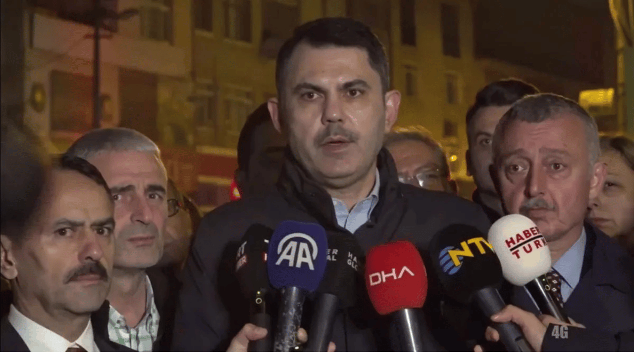 Çevre, Şehircilik ve İklim Değişikliği Bakanı Murat Kurum olay yerinde: Gebze'de ayrıntılı bir zemin araştırması yapıyoruz