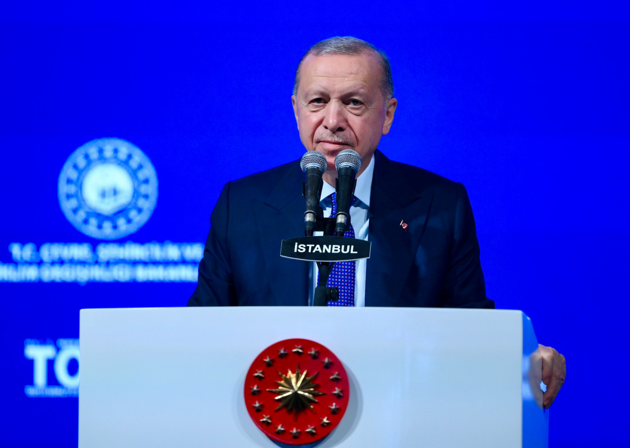 Cumhurbaşkanı Erdoğan'dan sosyal konut mesajı: İstanbul'da yüksek kira sorununu çözüyoruz, sosyal konutları en kısa sürede tamamlayacağız