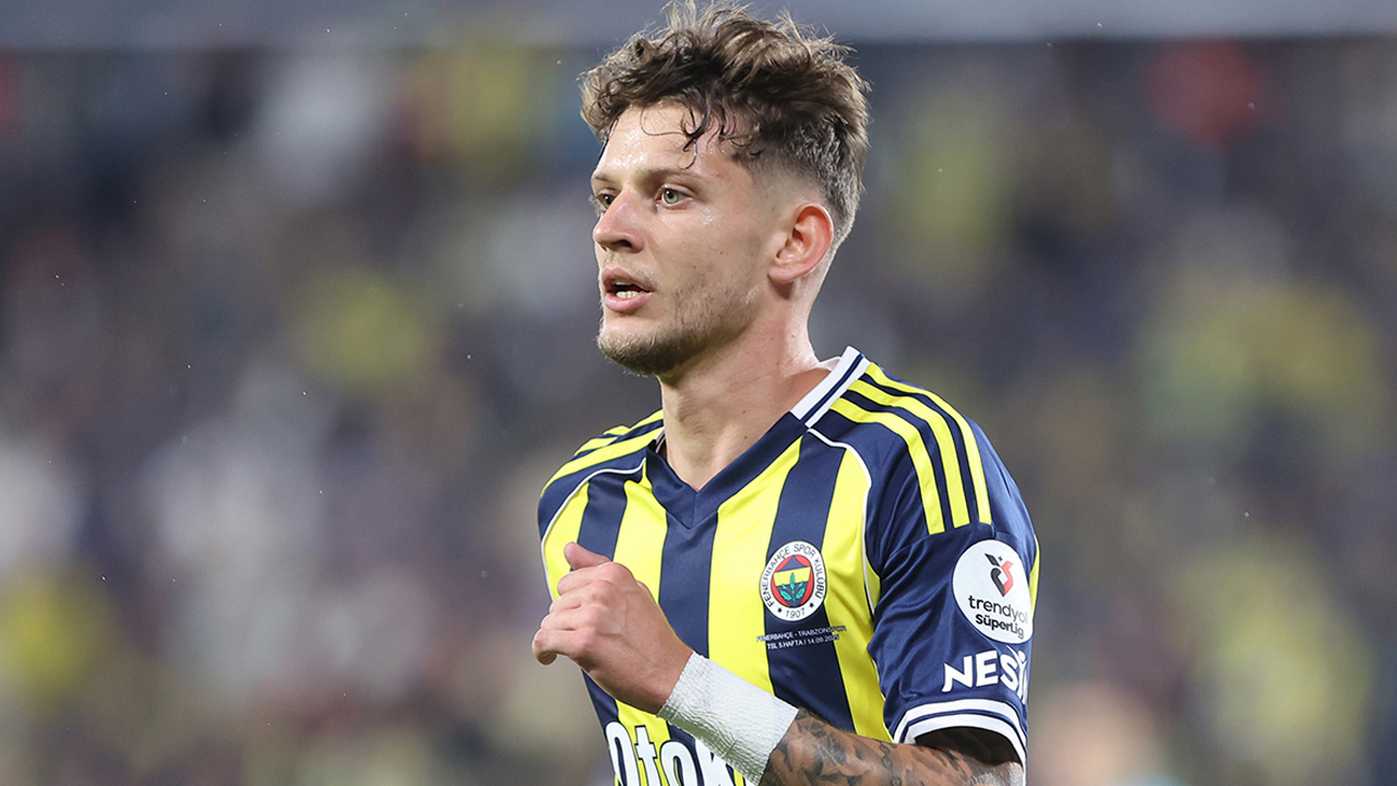 Fenerbahçe'ye sakatlık şoku! Sebastian Szymanski maçı tamamlayamadı