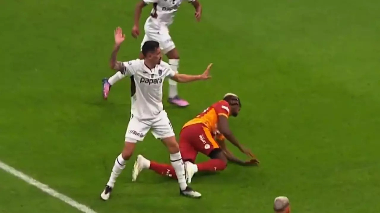 Dev derbide iki takım penaltı bekledi, bir gol iptal edildi!