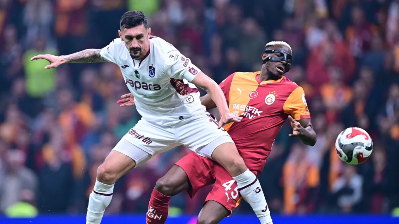 Trabzonspor'da sakatlık şoku! Stefan Savic maçı tamamlayamadı!