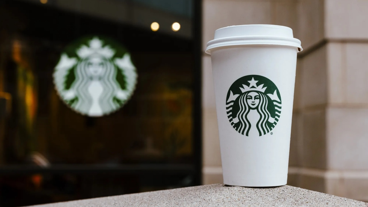 Dünya genelinde satışları düşmüştü! Starbucks'tan dev hamle! Hisselerinin yüzde 60'ını satıyor