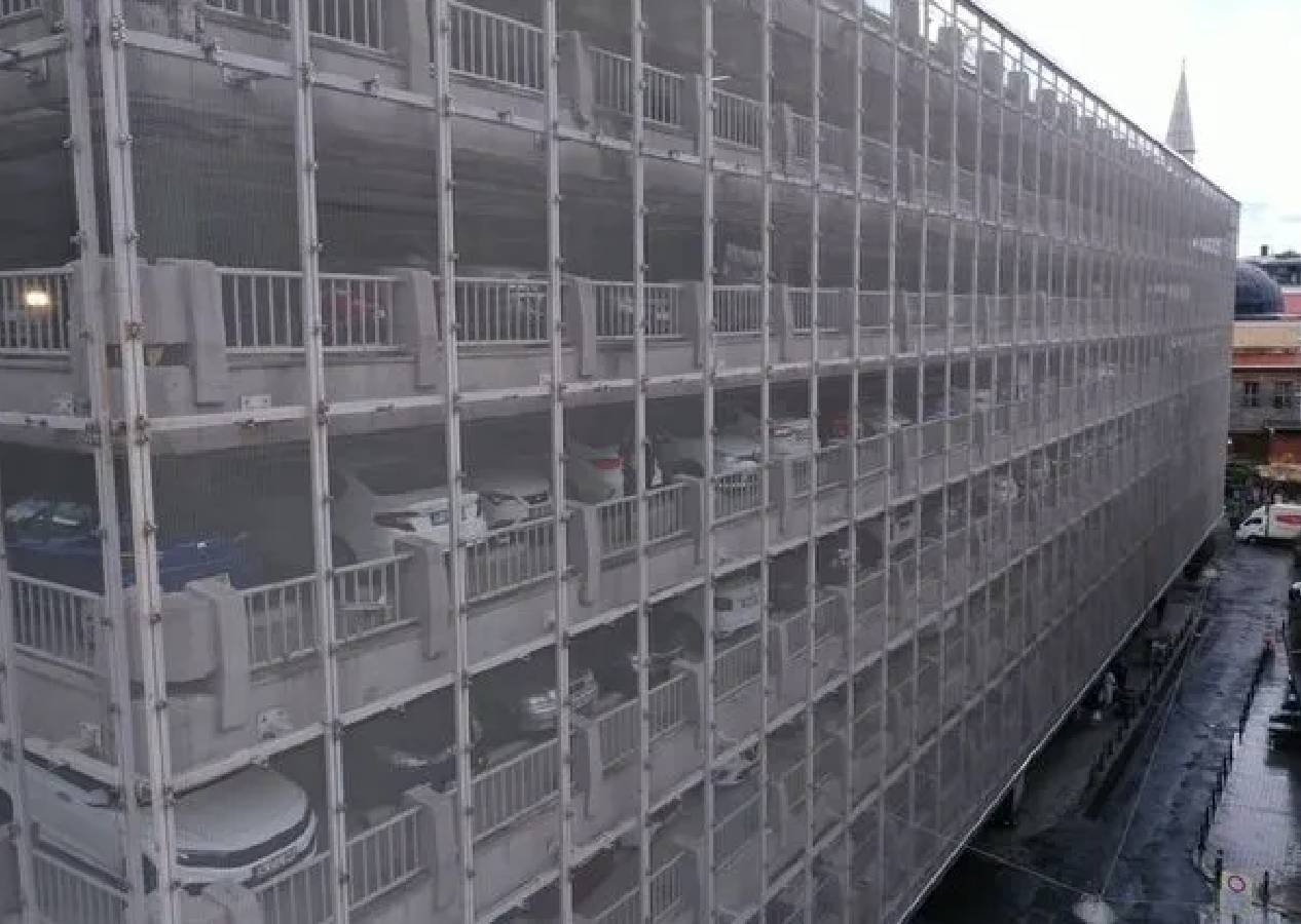 CHP’li İBB’den park çilesi! Karaköy ve Mercan otoparkları 5 yıldır tamamlanmadı: Esnaf isyanda