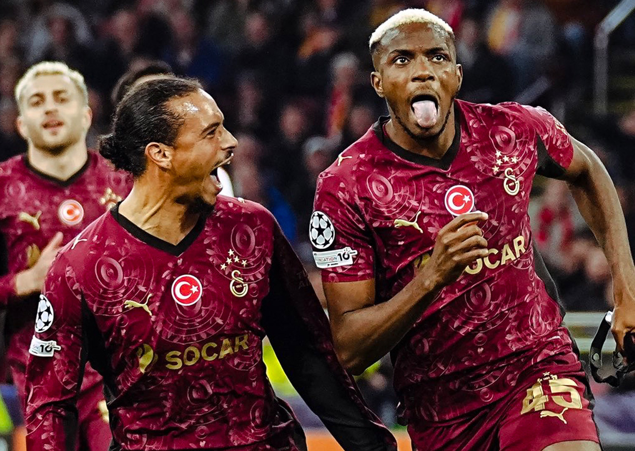 "Galatasaray Ajax'ı rezil etti! Fenomen Osimhen rakibi ezip geçti" Hollanda'da ortalık karıştı