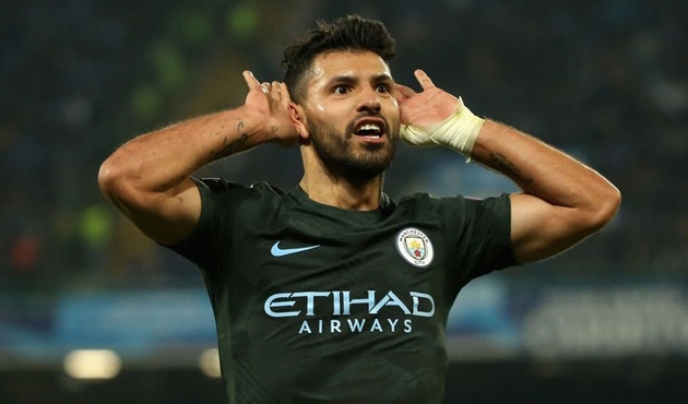 Manchester City, Napoli'nin gözünün yaşına bakmadı!