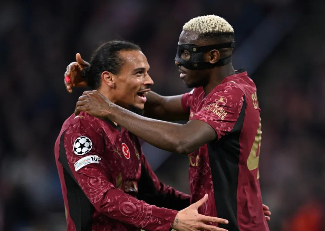 Victor Osimhen hat trick yaptı, Galatasaray Hollanda'da Ajax'ı parçaladı (Ajax 0 - 3 Galatasaray | Maçın özeti)