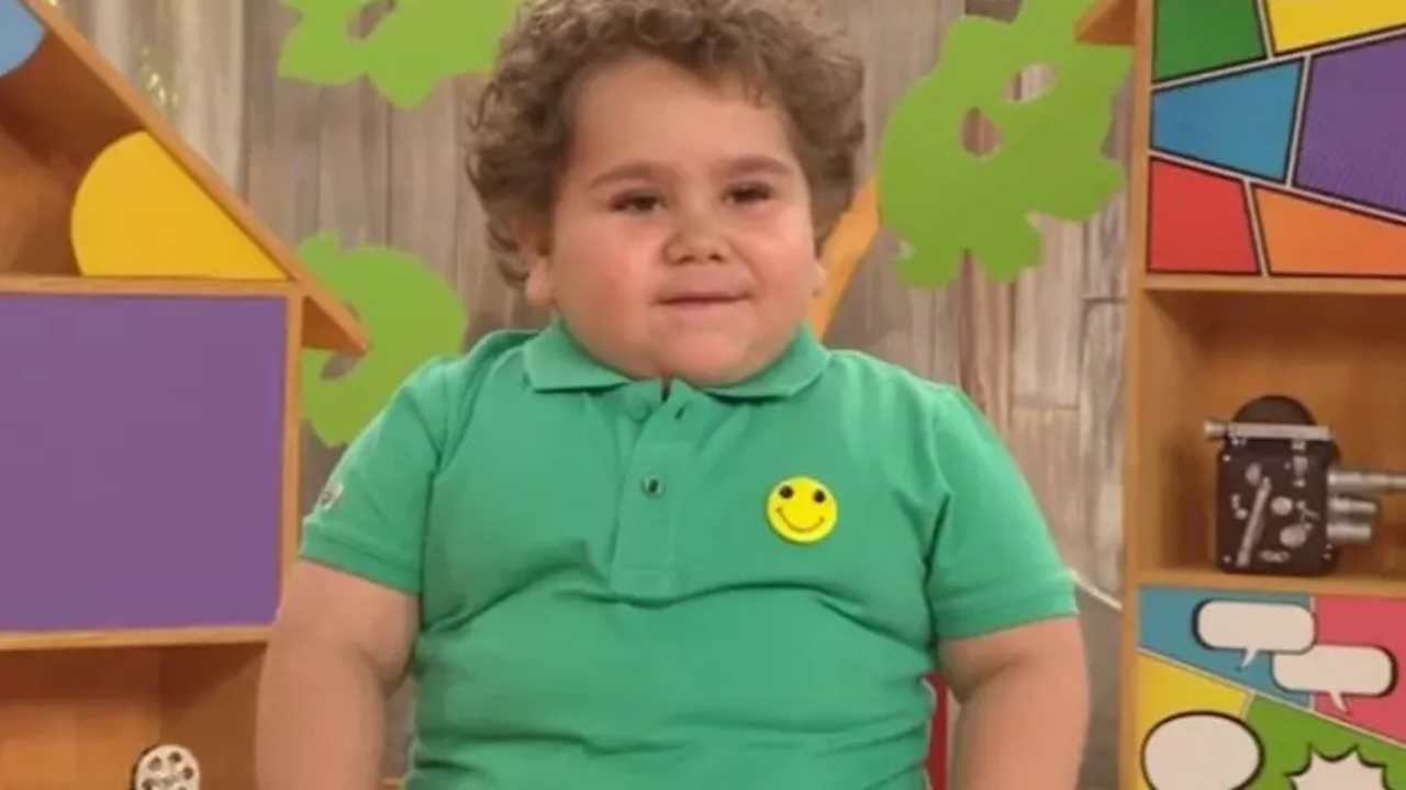 Çitos Efe, TikTok'a geri döndü! Bakanlık uyarısına rağmen son hali şoke etti! ''Çocuğu neden tedavi ettirmediniz?'' yorumları geldi