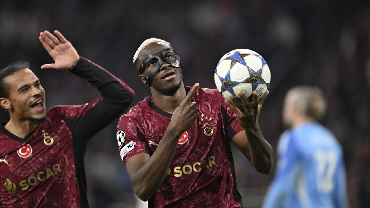Hollanda yasta, Türkiye gururda: Galatasaray, Ajax'ı Amsterdam'da 3-0 ezdi
