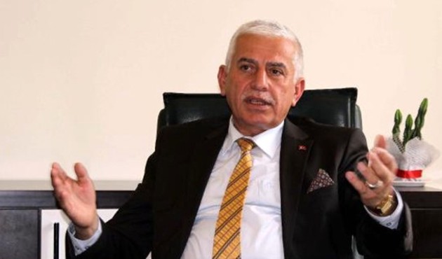 Kızı ByLock'tan tutuklanan belediye başkan yardımcısından örnek istifa!