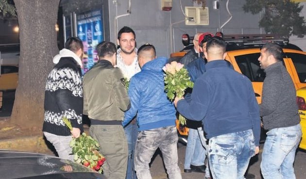 Hacı Sabancı neye uğradığını şaşırdı! Zorla 2 bin lirasını aldılar