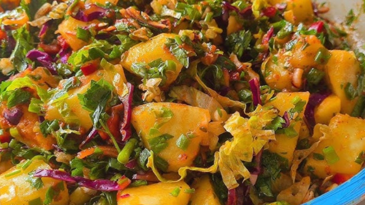 Bu usul pek bilinmiyor! Köylülerin 45 yıldır sakladığı patates salatası tarifi