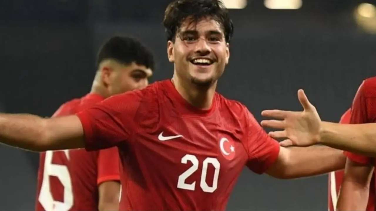 A Milli Takıma Çağrılan Aral Şimşir Kimdir, Hangi Takımda Oynuyor?