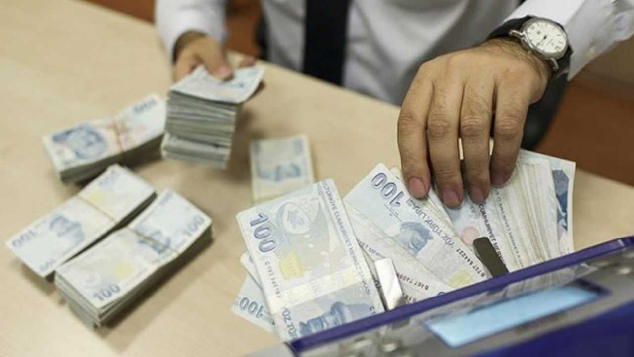 10 Kasım Pazartesi Resmi Tatil mi? Bankalar Çalışacak Mı?