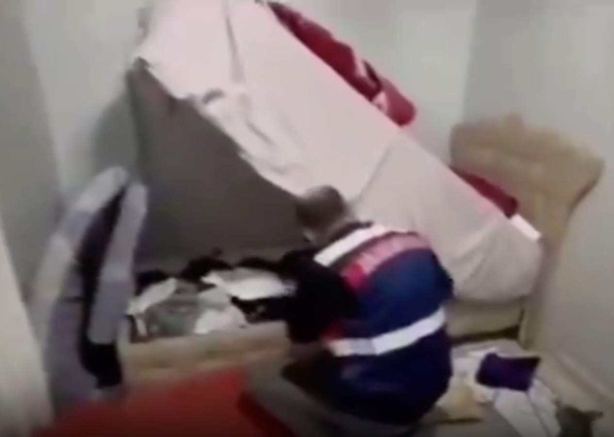 Siber hırsızlara MİT tokadı! 24 yasa dışı site erişime kapatıldı, 2 kişi tutuklandı!