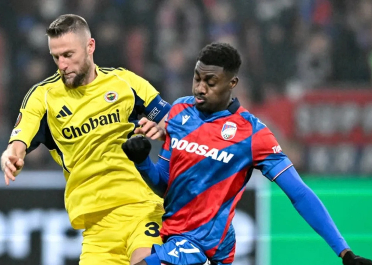 Hakemin son dakika kararı damga vurdu, Fenerbahçe 2 puandan oldu (Viktoria Plzen 0 - 0 Fenerbahçe | Maçın özeti)
