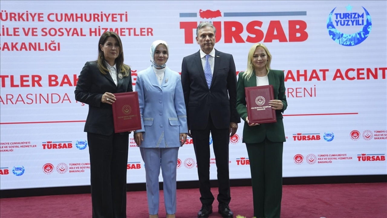 Turizmde kadın istihdamını artıracak proje! Aile ve Sosyal Hizmetler Bakanlığı ile TÜRSAB arasında işbirliği protokolü imzalandı