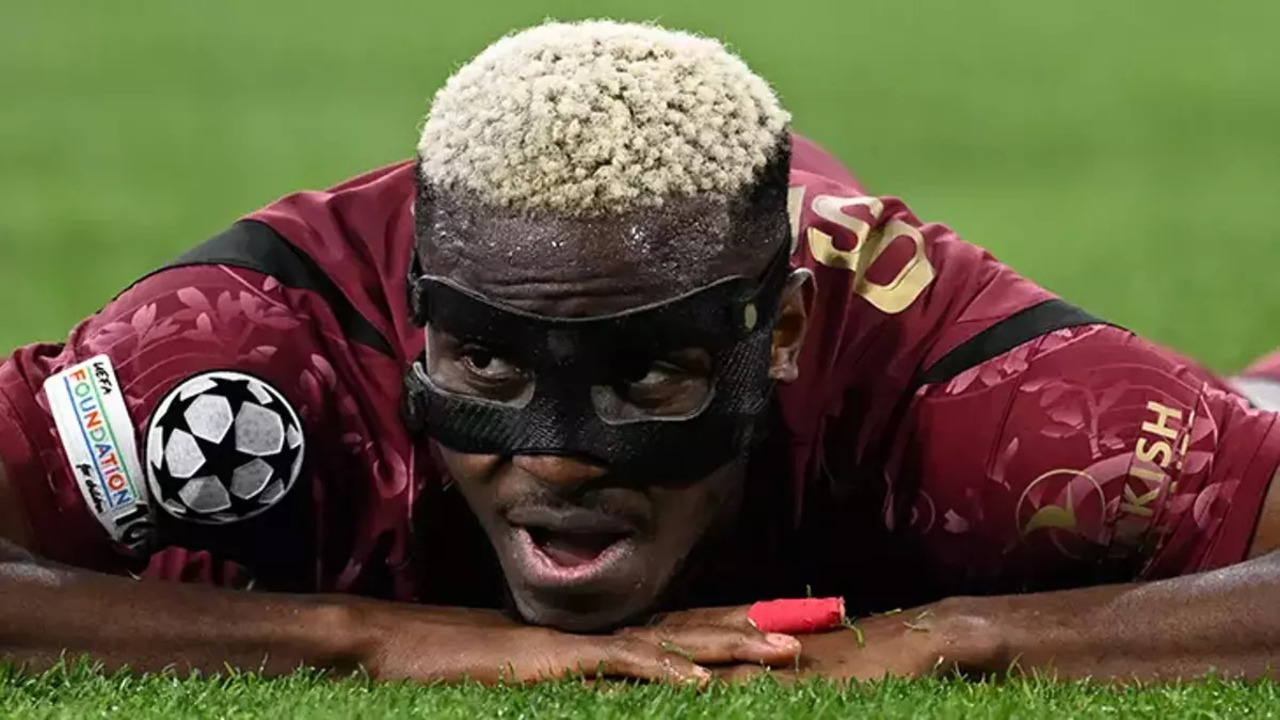 Victor Osimhen'e UEFA Şampiyonlar Ligi'nde büyük onur! Haftanın oyuncusu seçilmedi ama...