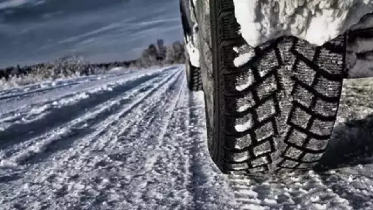 Son 3 gün kaldı! Zorunlu kış lastiği uygulaması başlıyor! Takmayan trafiğe çıkamayacak