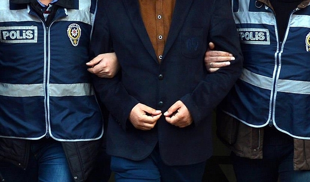 Örgütü ayakta tutmaya çalışan FETÖ'cülere operasyon: 6 gözaltı