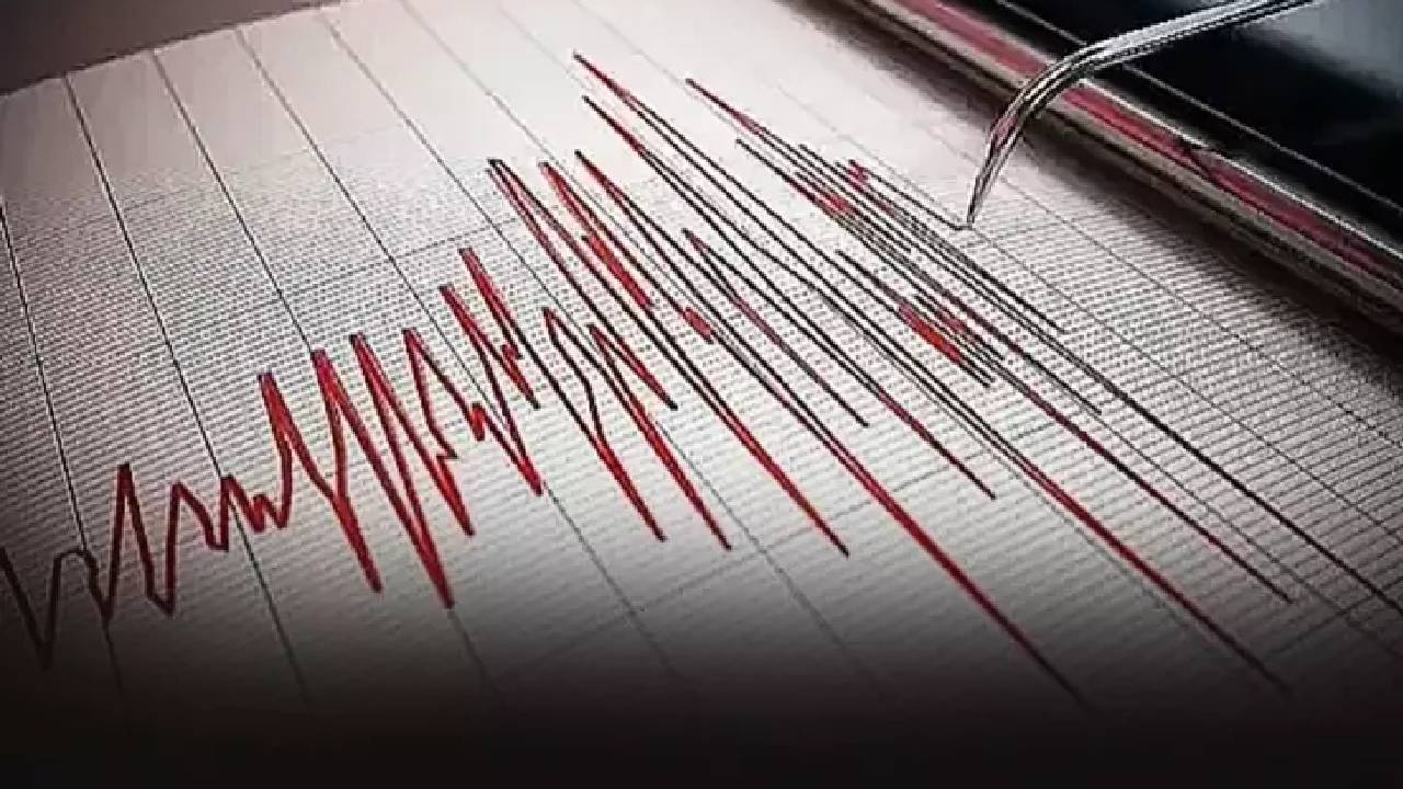Ege sallandı! AFAD duyurdu: Datça açıklarında 4 büyüklüğünde deprem
