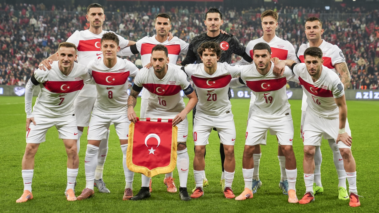 Milli Takım'da iki futbolcu daha kadrodan çıkarıldı! Ahmed Kutucu listeye eklendi