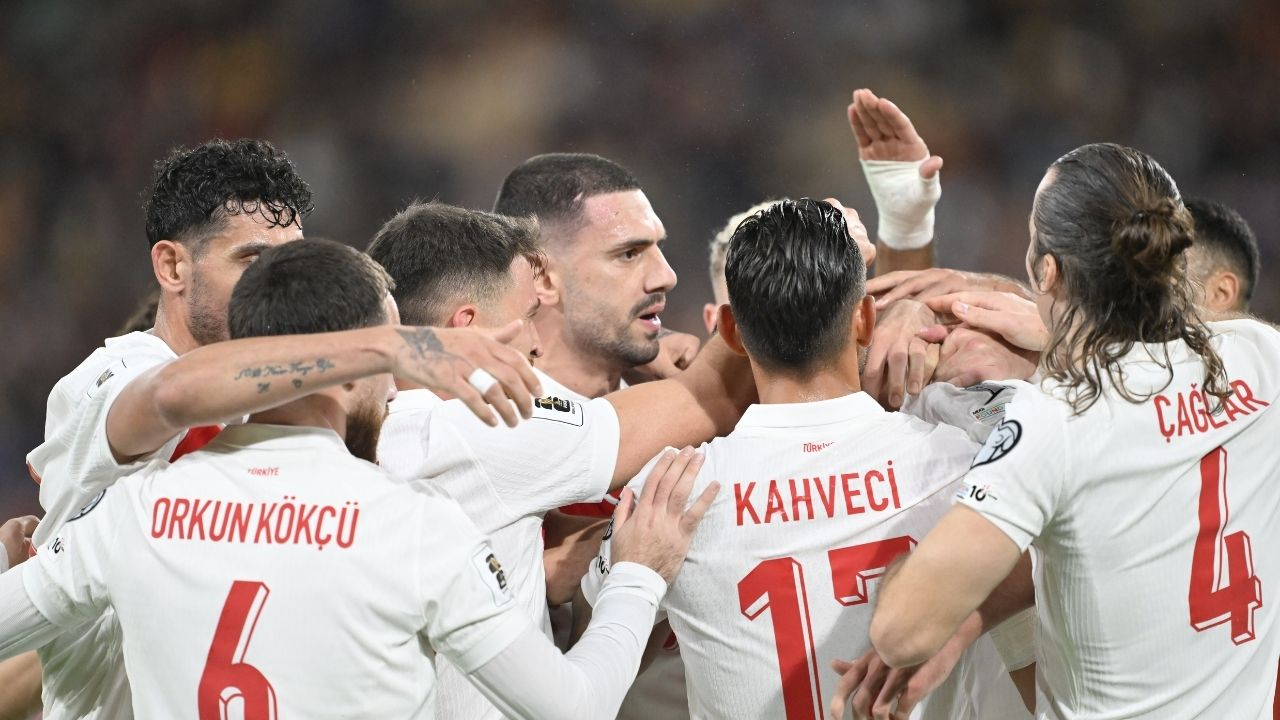 Tarihi Beraberlik: İspanya-Türkiye Maçı Değerlendirmesi! "Montella Tarih Yazdı, İspanyolların Ödleri Patladı"