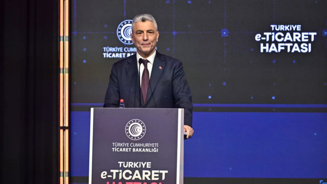 Bakan Bolat: Türkiye, e-ticaret yatırımcıları için eşsiz fırsatlar sunuyor