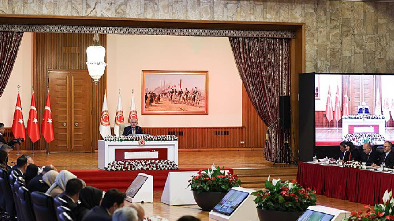 Komisyon kararını verdi! İmralı'ya gidiliyor: Hangi parti ne oy verdi