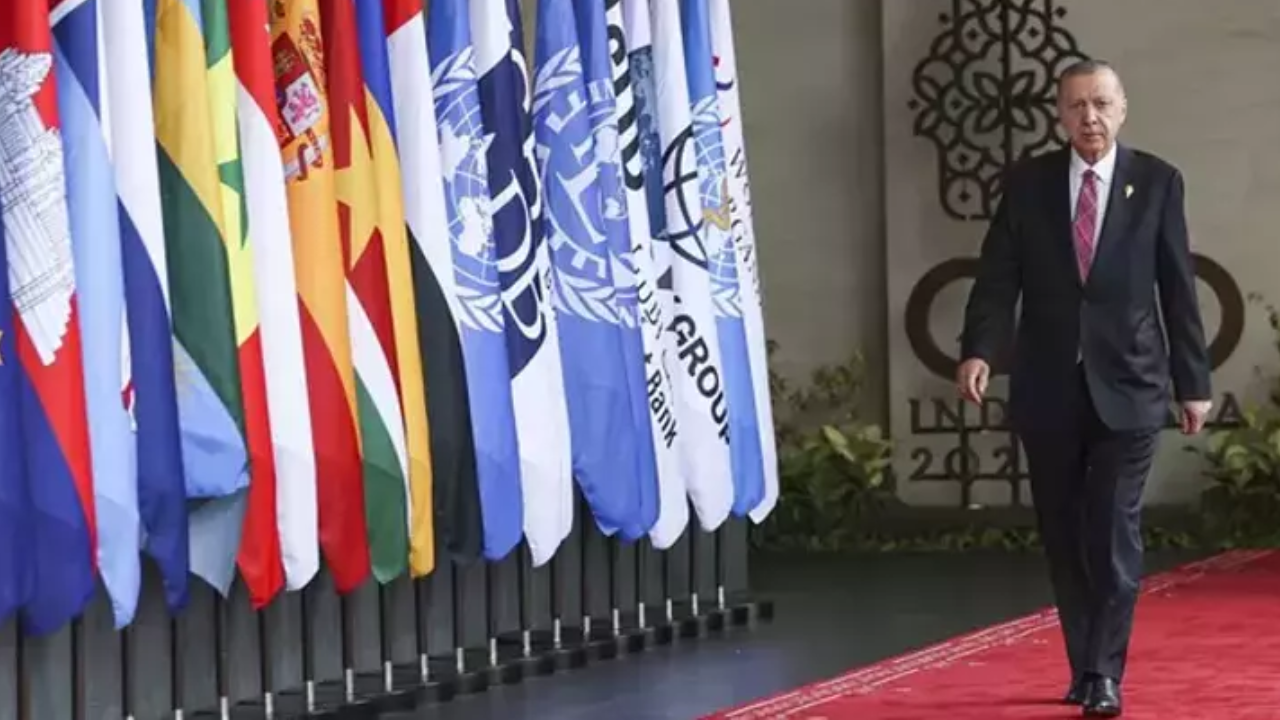 Erdoğan G20 Zirvesi için Güney Afrika’da: Dünya liderleriyle kritik görüşmeler başlıyor!