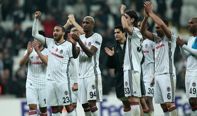 Cenk Tosun ile ilgili flaş transfer iddiası... İşte o kulüp!