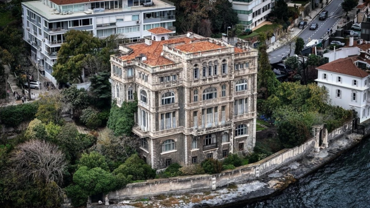 Paha biçilemiyordu... Boğazın incisi Zeki Paşa Yalısı'nın satış fiyatı belli oldu