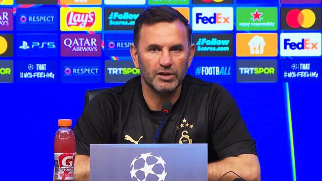 Okan Buruk: Trabzonspor'un yarışta olması mutlu ediyor