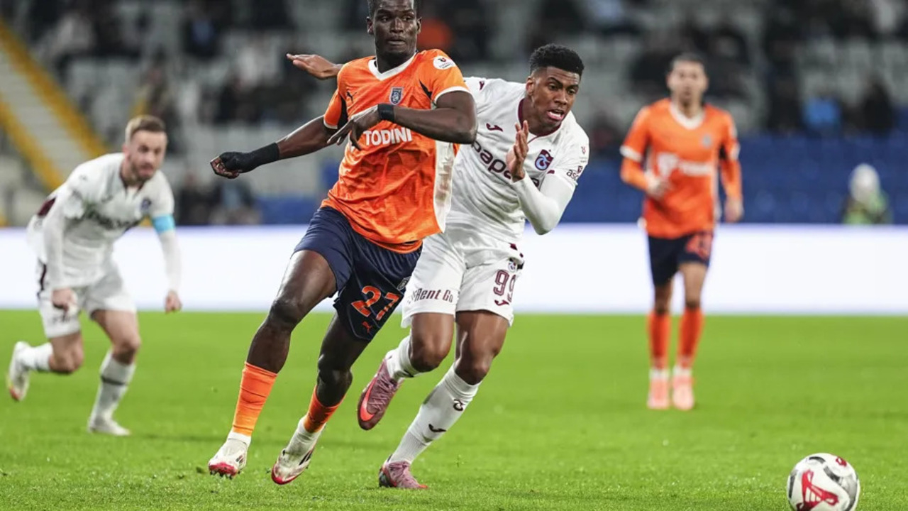 Başakşehir - Trabzonspor maçında 2 penaltı 1 kırmızı kart!