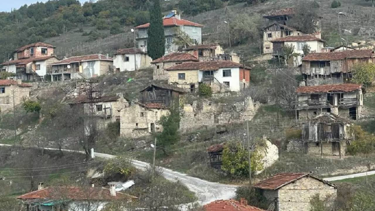 Sadece 4 kişi kaldı! Bursa’nın 450 yıllık sırrı: Tarihi köyde hayat sona mı geliyor?