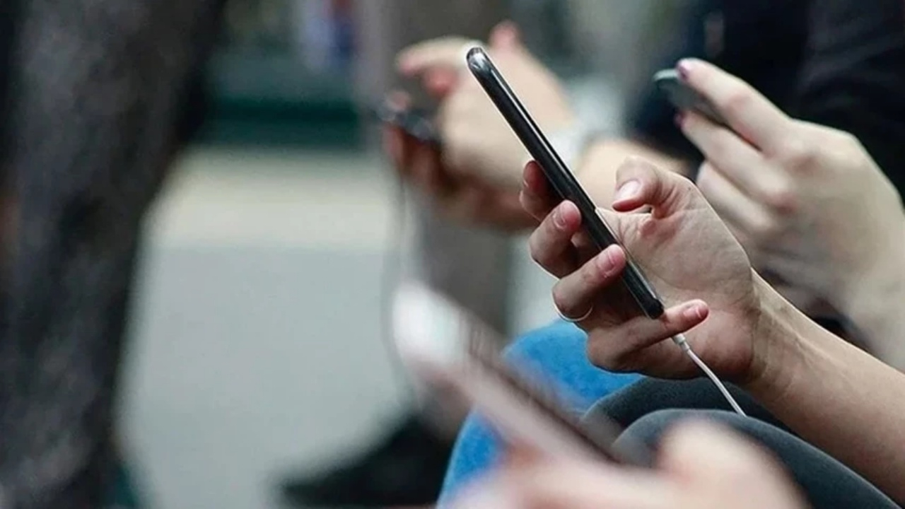 Tüm telefon sahiplerini ilgilendiriyor! GSM hattı aboneliğine yeni düzenleme geliyor