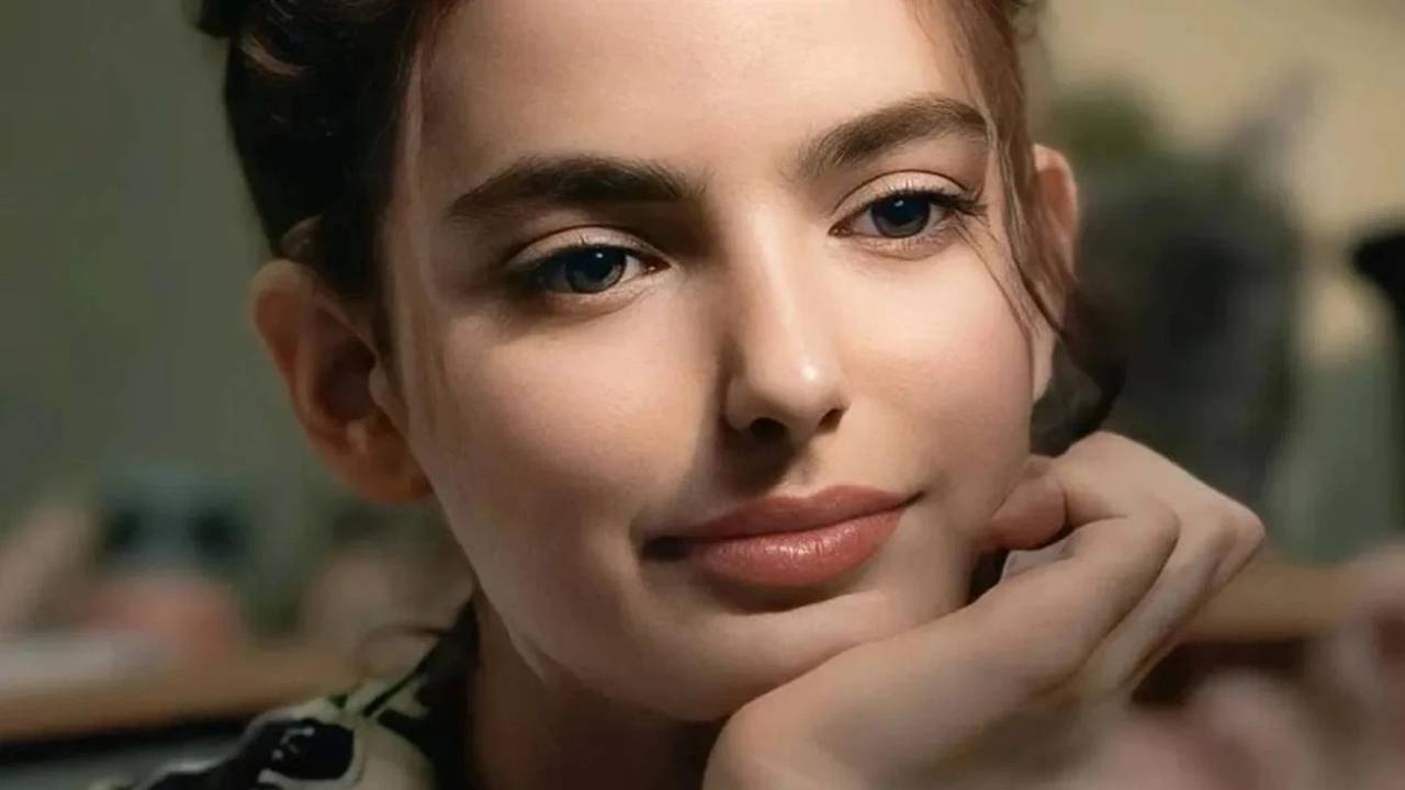 Taşacak Bu Deniz’in Eleni’si Ava Yaman Kimdir, Hangi Dizilerde Oynadı?