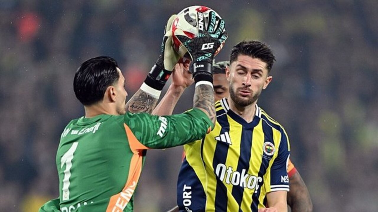 Uğurcan Çakır'dan maç sonucu itirafı: Son dakikadaki golle üzüldük